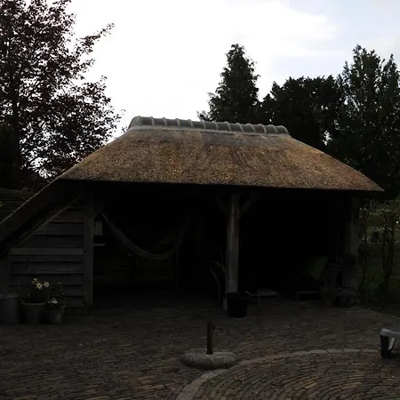 De Vier Gezusters Bed & Breakfast Haren (North Brabant)