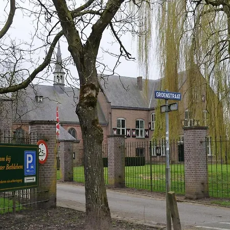 De Vier Gezusters Bed & Breakfast *